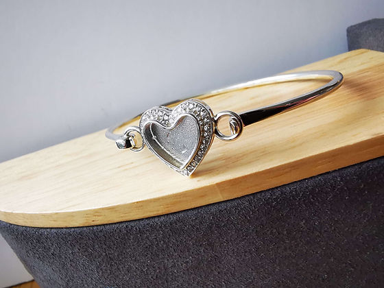 Heart Hook Clasp Bangle with Cubic Zirconia